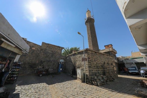 Aynalı Minare Camii